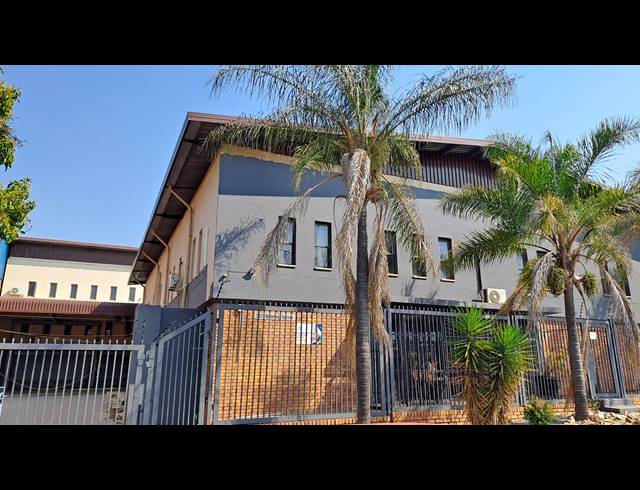 2,875M² INDUSTRIAL YARD FOR SALE IN JAN NIEMAND PARK